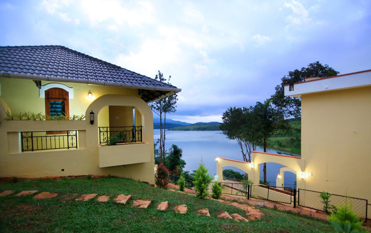 Vista Del Lago Ambalavayal Eksteriør bilde